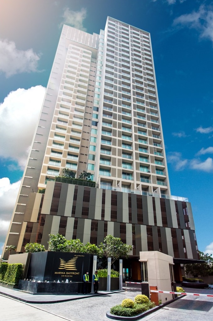 MARINA BAY FRONT SRIRACHA