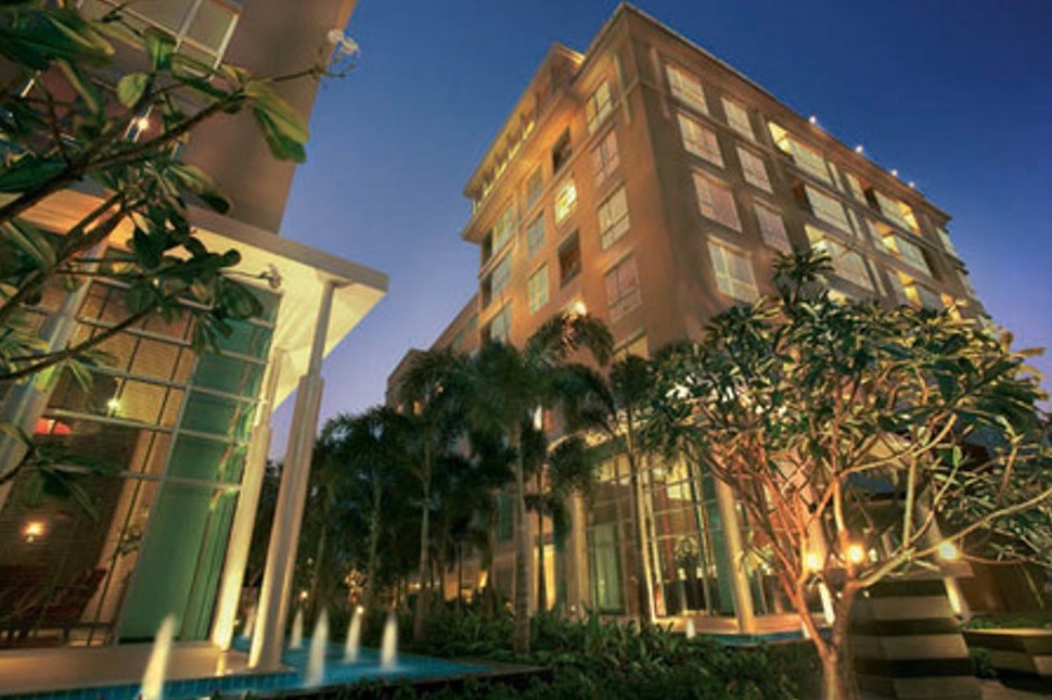 THE ADDRESS SUKHUMVIT 42